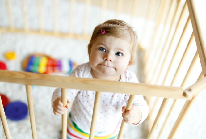 Child in crib - Changing child support in Utah