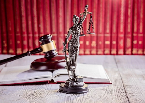 Lady Justice Statue -  Enforce A Divorce Decree
